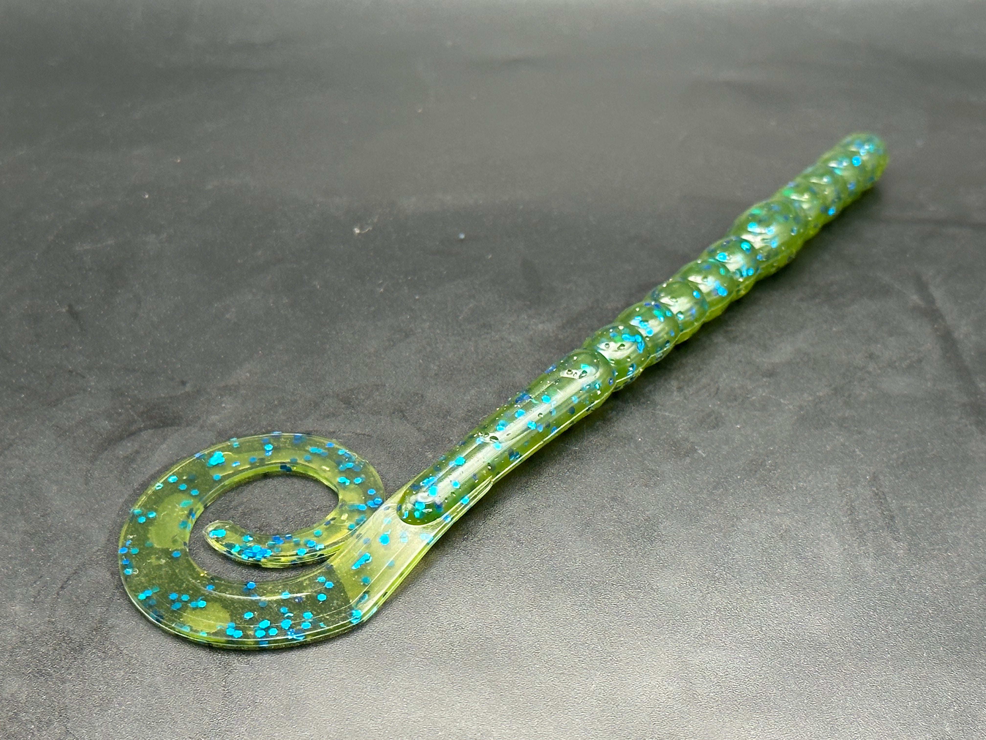 10” Curly Tail Worm